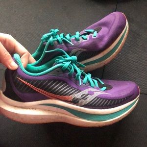 Saucony endorphin speed 2